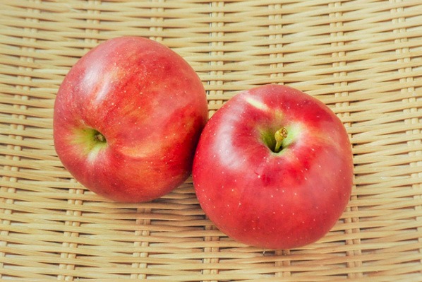 りんご（紅玉）（36玉サイズ）