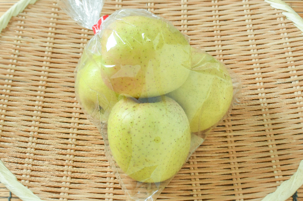 青りんご 【業務用食材の仕入れなら八面六臂】