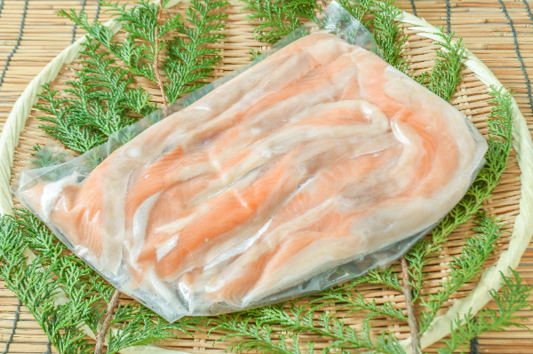 （誠洋水産有限会社）定塩アトランティックサーモンハラス