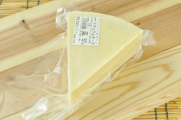 国産ナチュラルチーズ図鑑 生産地域別ナチュラルチーズガイド チーズ